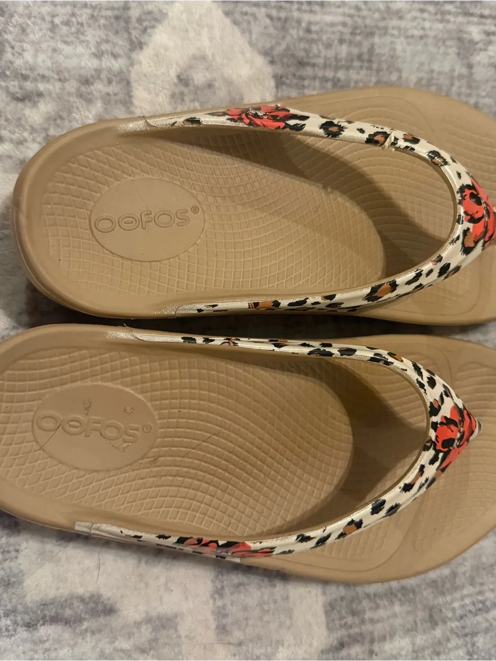CROCS flip flops